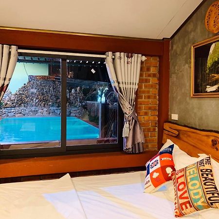 Vu'S Homestay Phong Nha Exterior photo